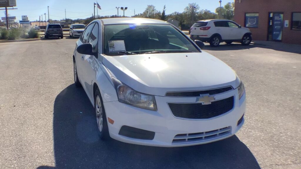 2014 Chevrolet Cruze LS Auto