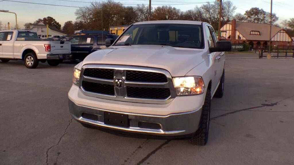2013 RAM 1500 SLT