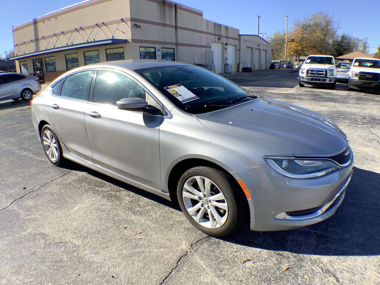 2015 Chrysler 200 Limited's photo