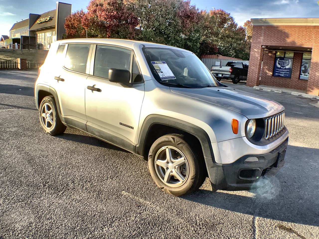 2015 Jeep Renegade Sport's photo