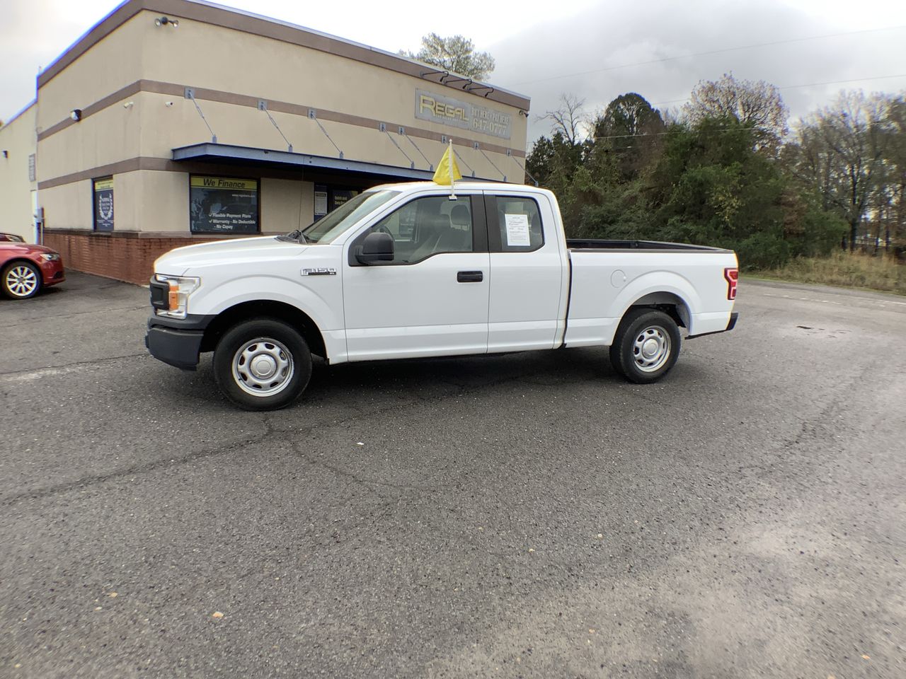 2019 Ford F-150 XL's photo