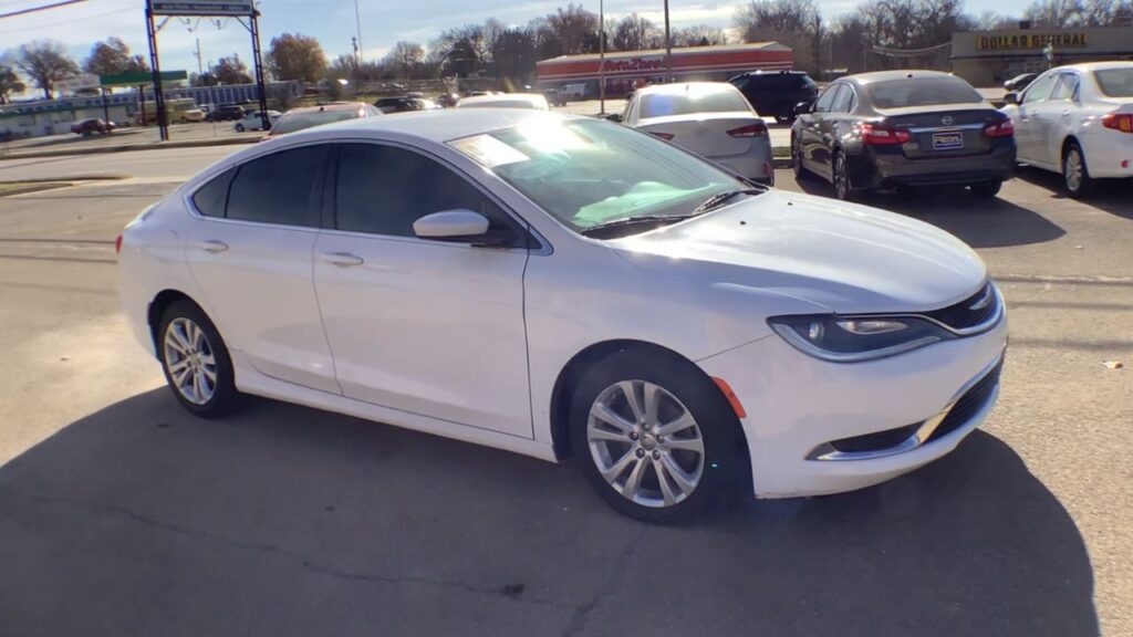 2015 Chrysler 200 Limited