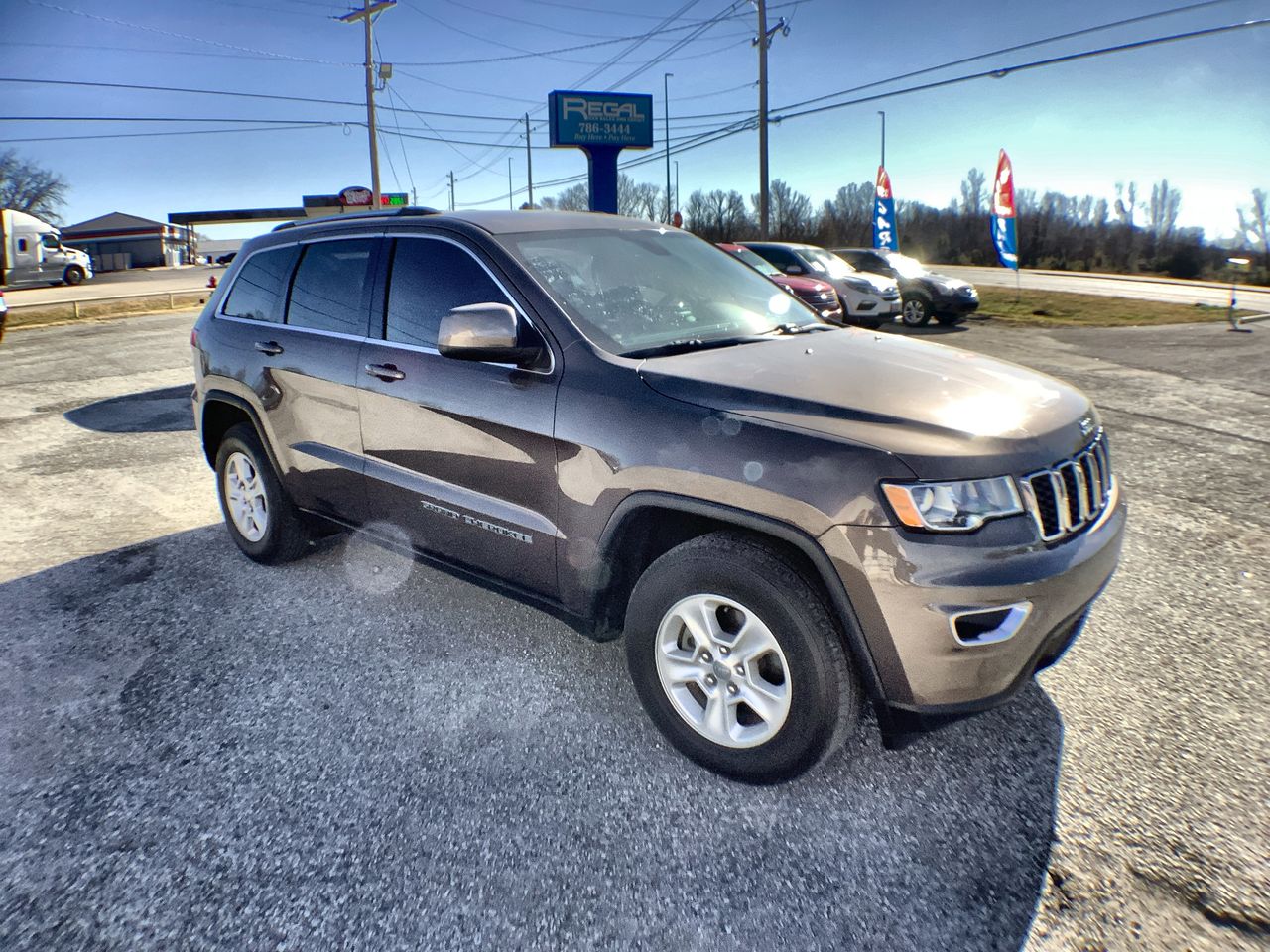 2017 Jeep Grand Cherokee Laredo E's photo
