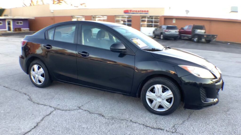 2013 Mazda Mazda3 i SV