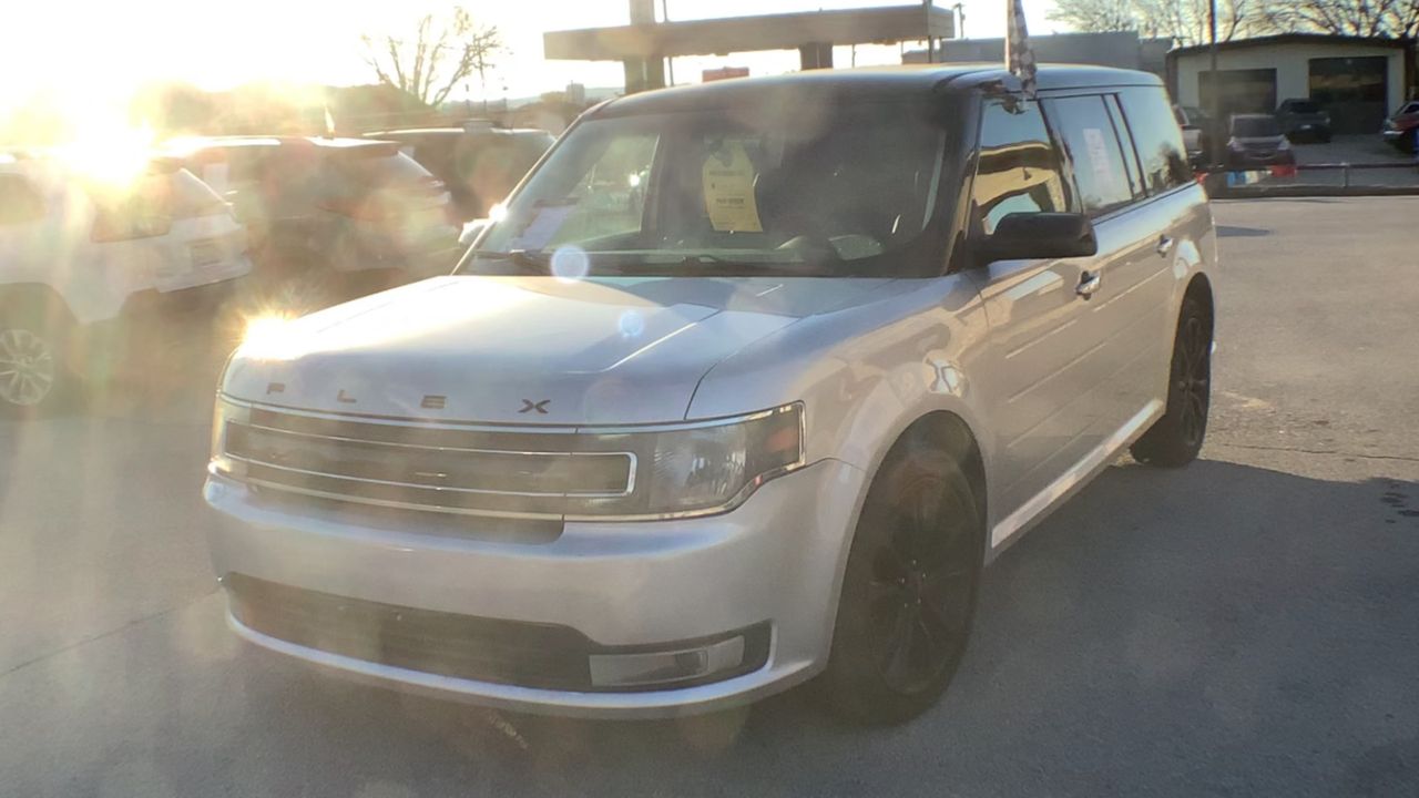 2016 Ford Flex SEL photo 3