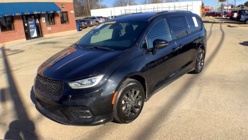 2021 Chrysler Pacifica Touring