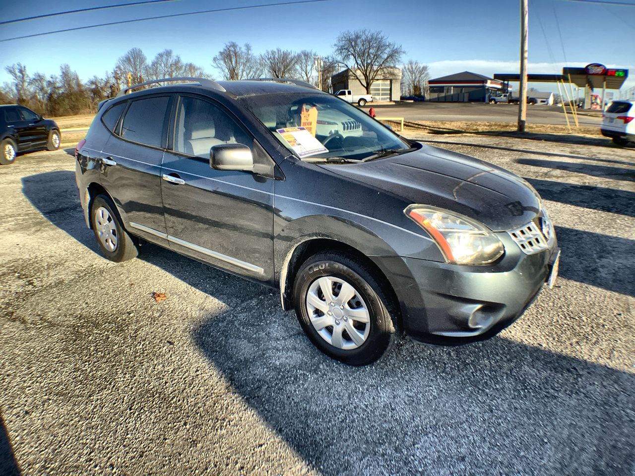 2015 Nissan Rogue Select S's photo