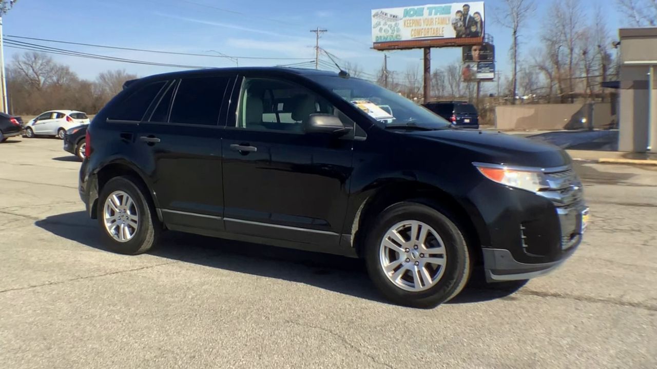 2012 Ford Edge SE's photo