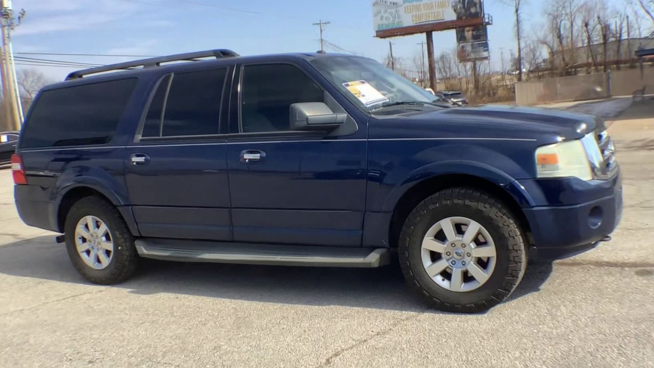 2010 Ford Expedition XLT 4x4 EL's photo