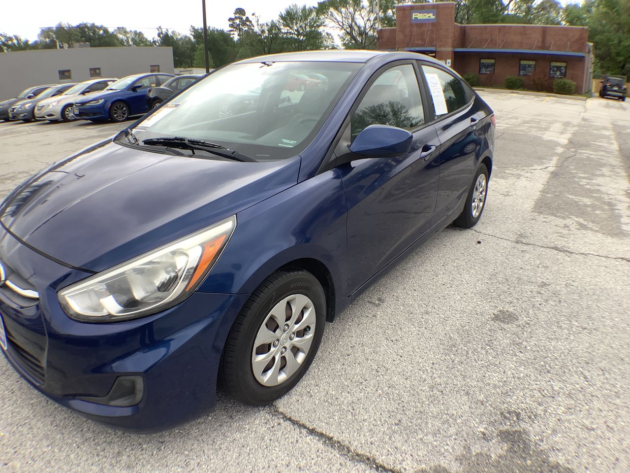 2017 Hyundai Accent SE 4-Door 6-Speed Automatic's photo