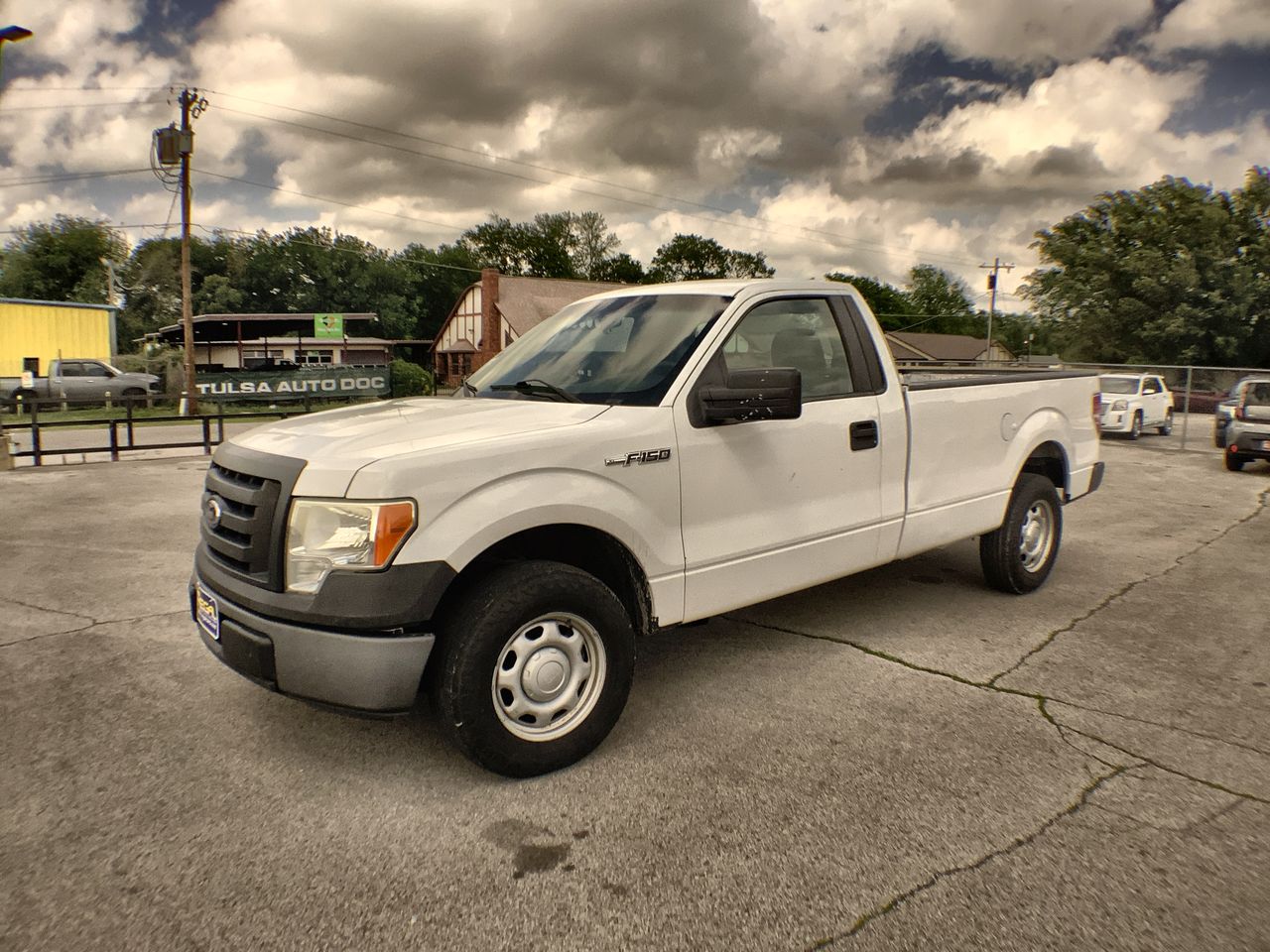 2011 Ford F-150 XL Regular Cab 126-in's photo