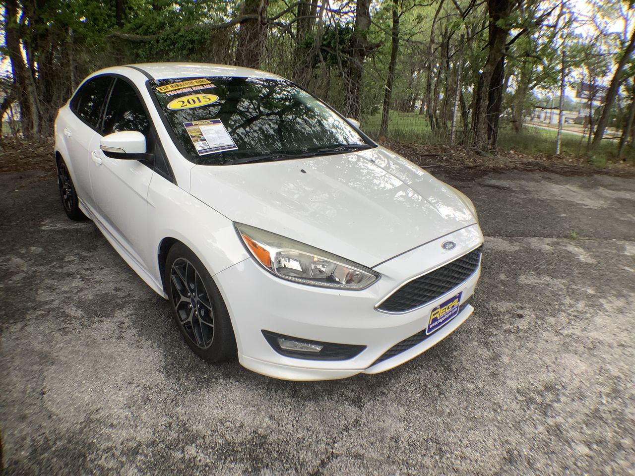 2015 Ford Focus Sedan SE's photo