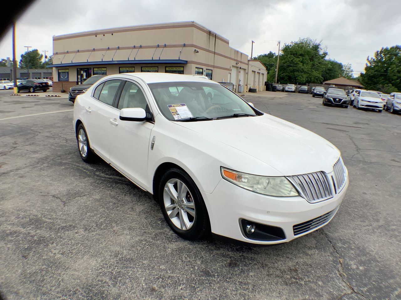2010 Lincoln MKS FWD's photo