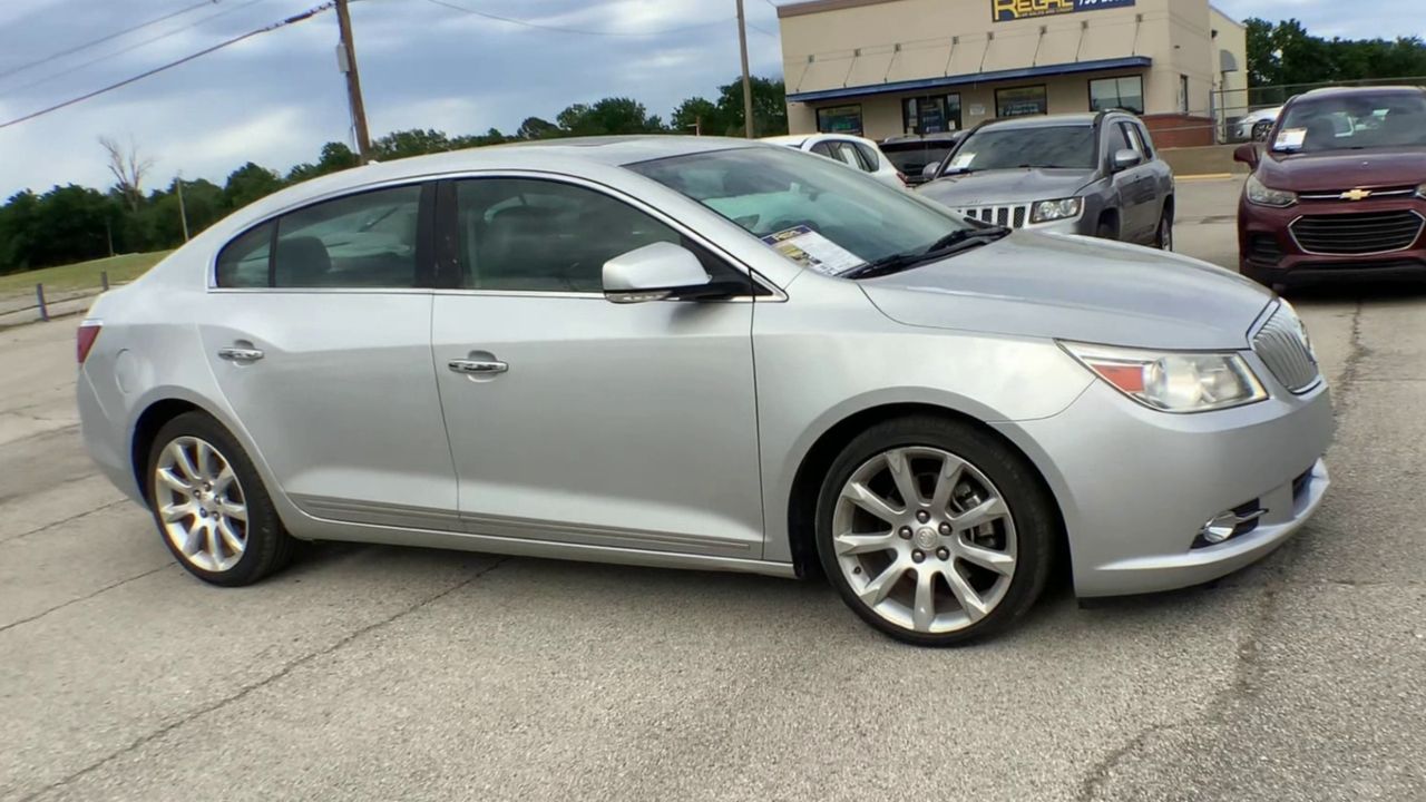 2012 Buick LaCrosse Touring's photo