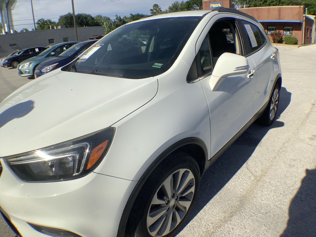 2017 Buick Encore Preferred's photo