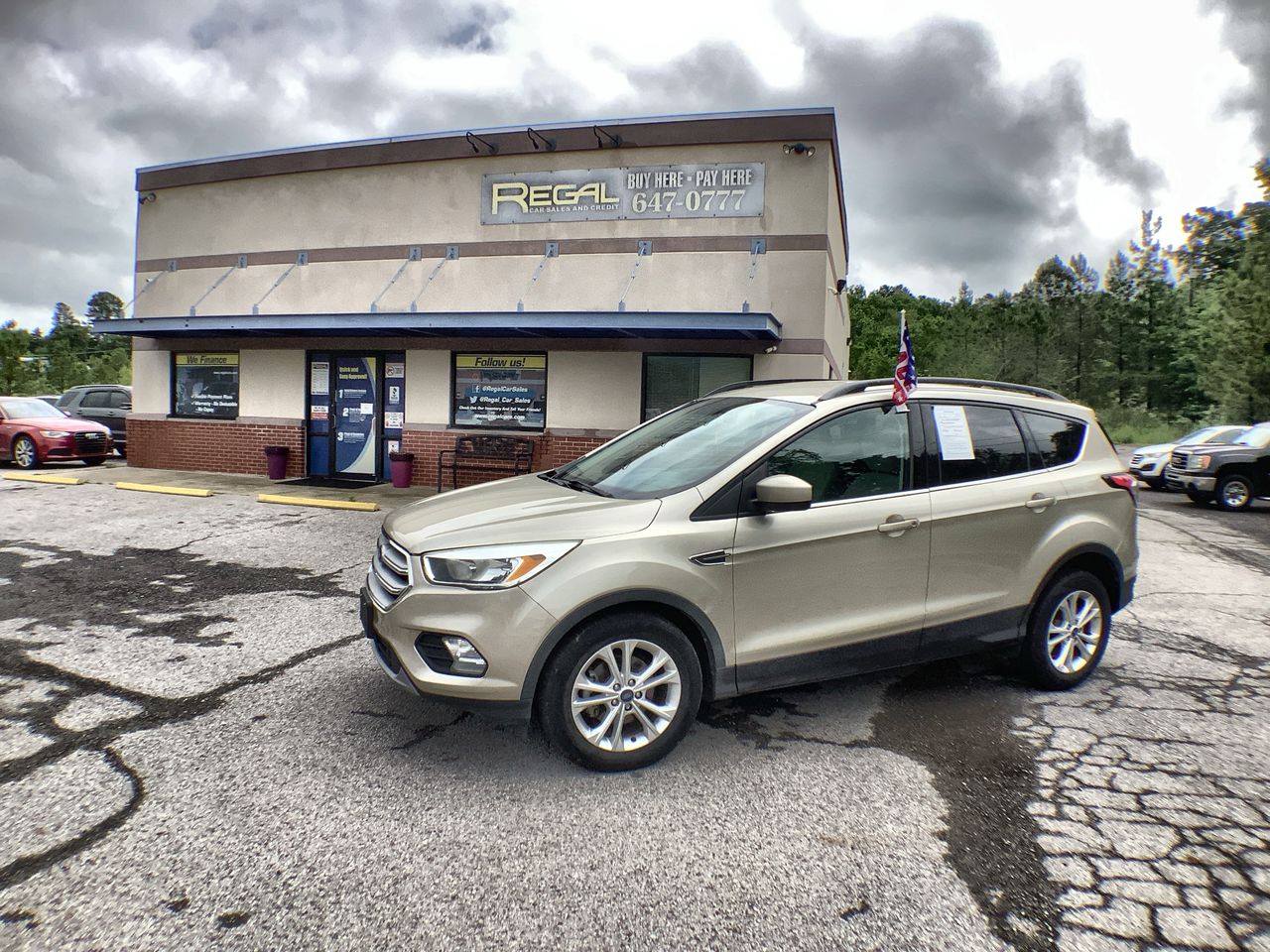 2018 Ford Escape SE's photo