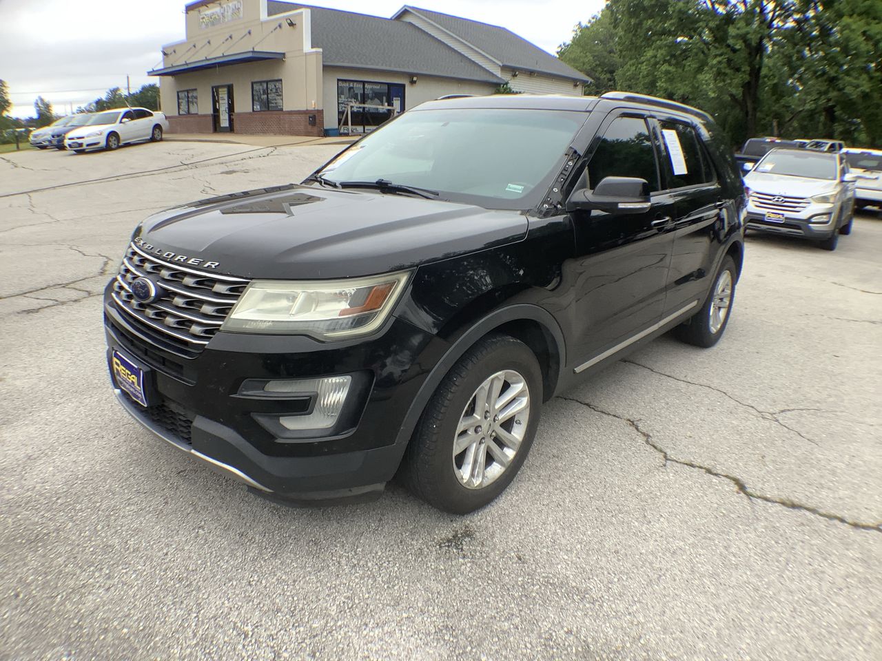 2016 Ford Explorer XLT FWD's photo