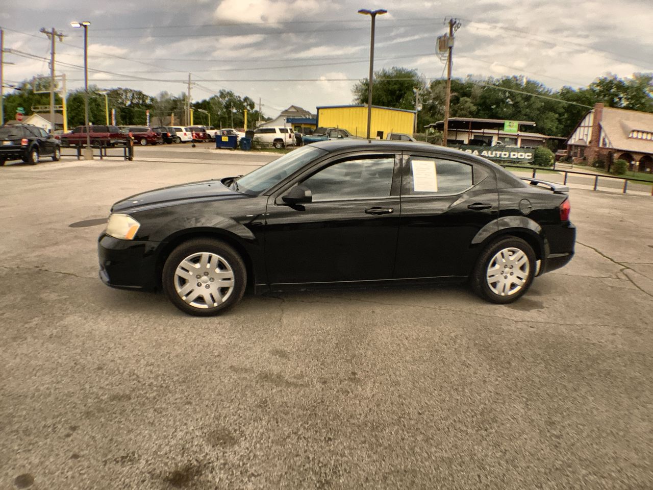 2014 Dodge Avenger SE's photo