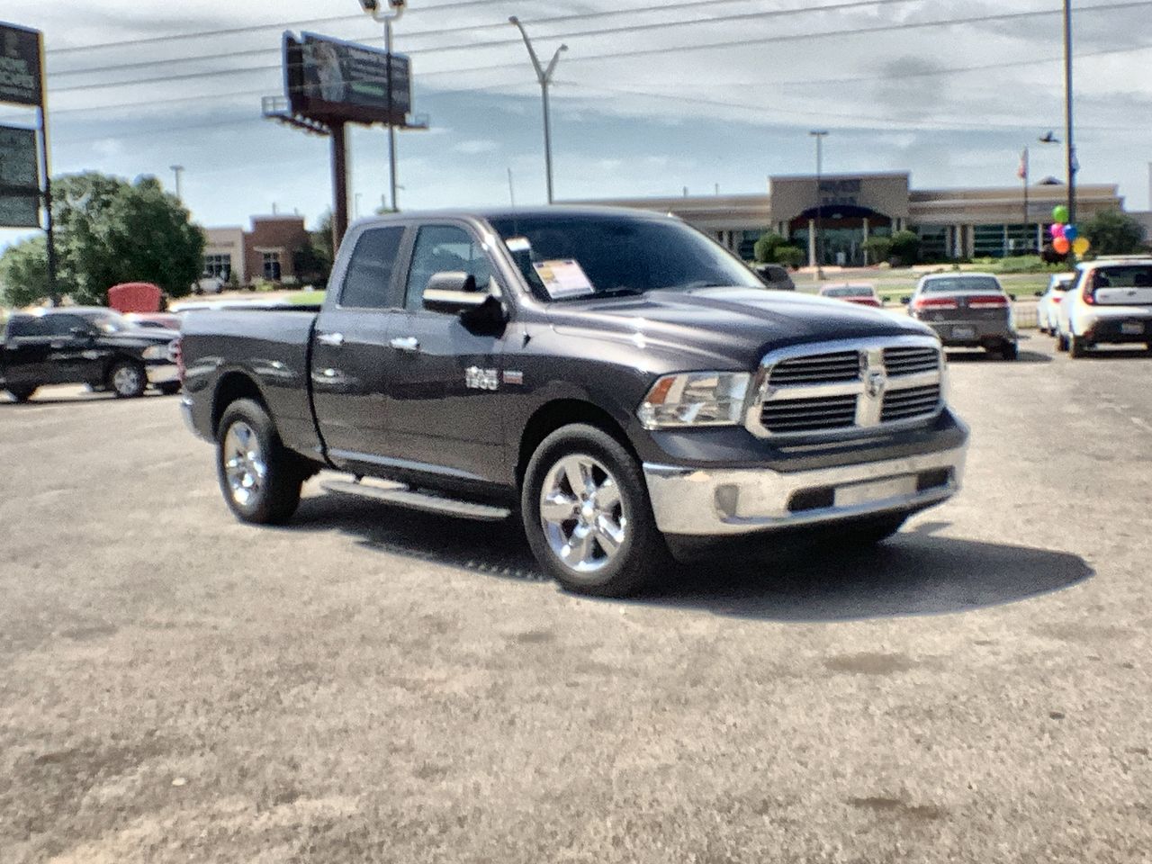 2016 RAM 1500 Big Horn/Lone Star 4x4 Quad Cab (Fleet)'s photo