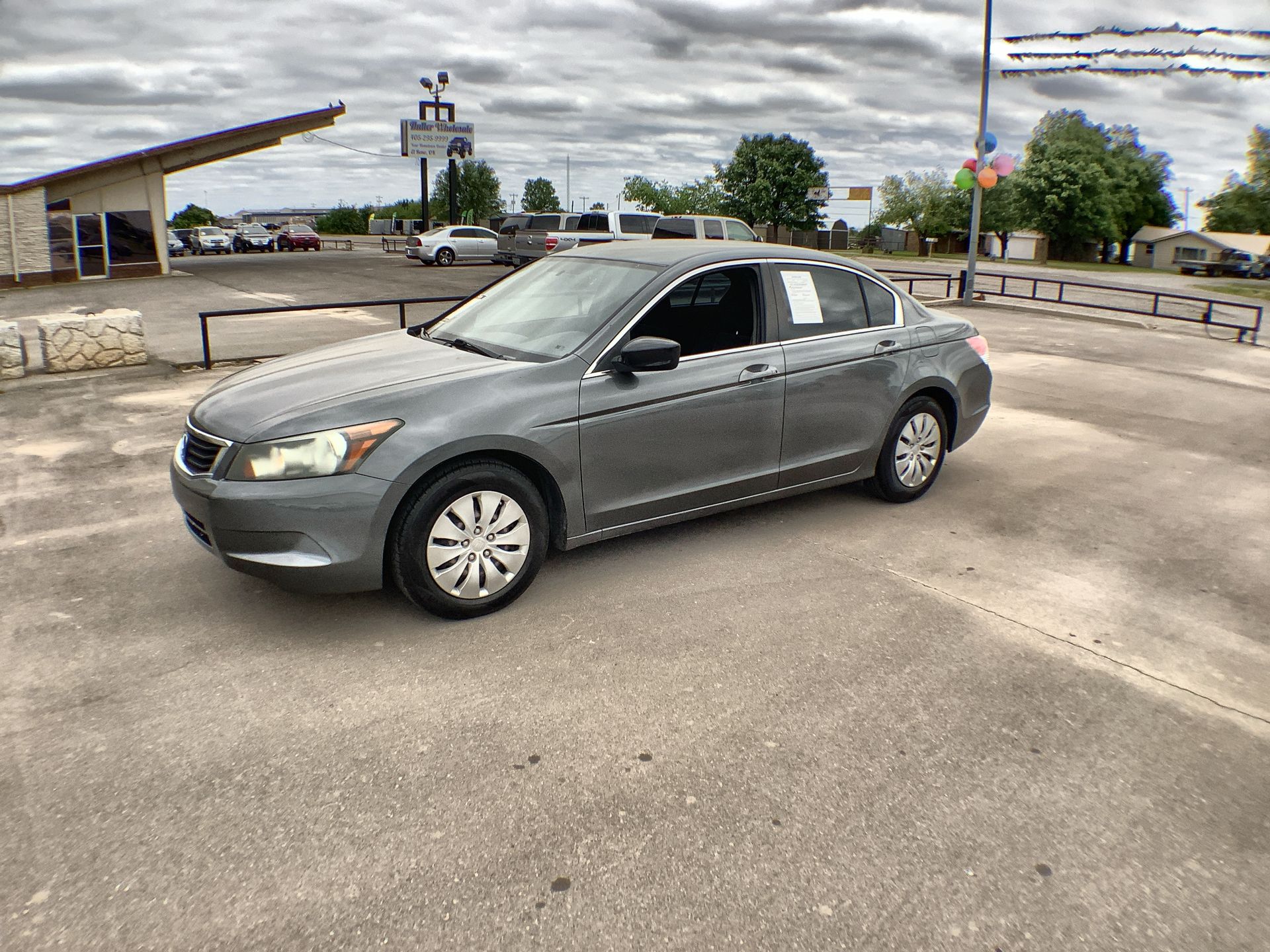 2010 Honda Accord LX Auto's photo