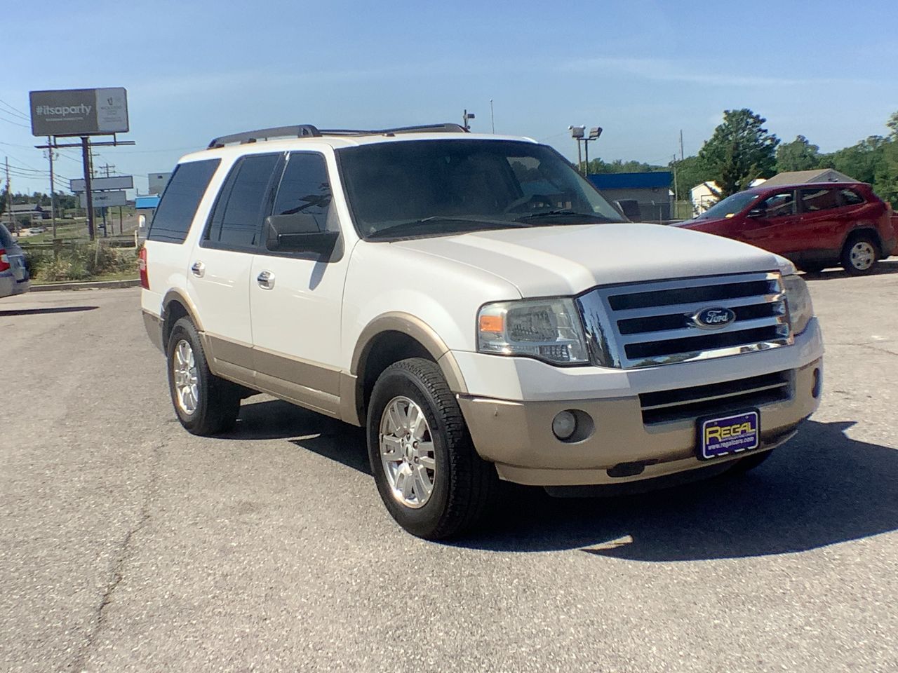 2013 Ford Expedition XLT's photo