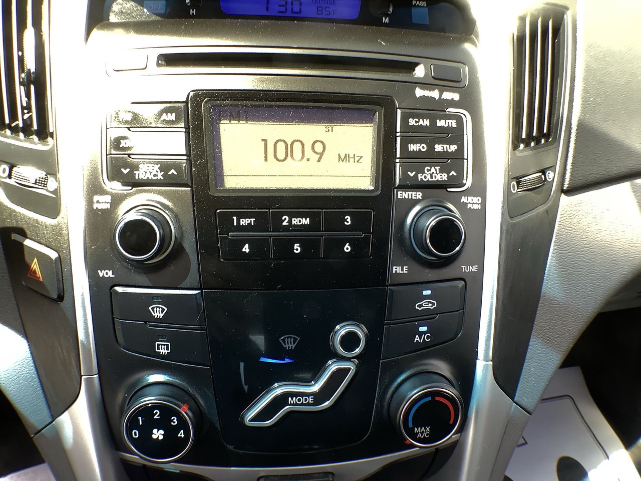 2011 Hyundai Sonata GLS I4 A/T PZEV's photo