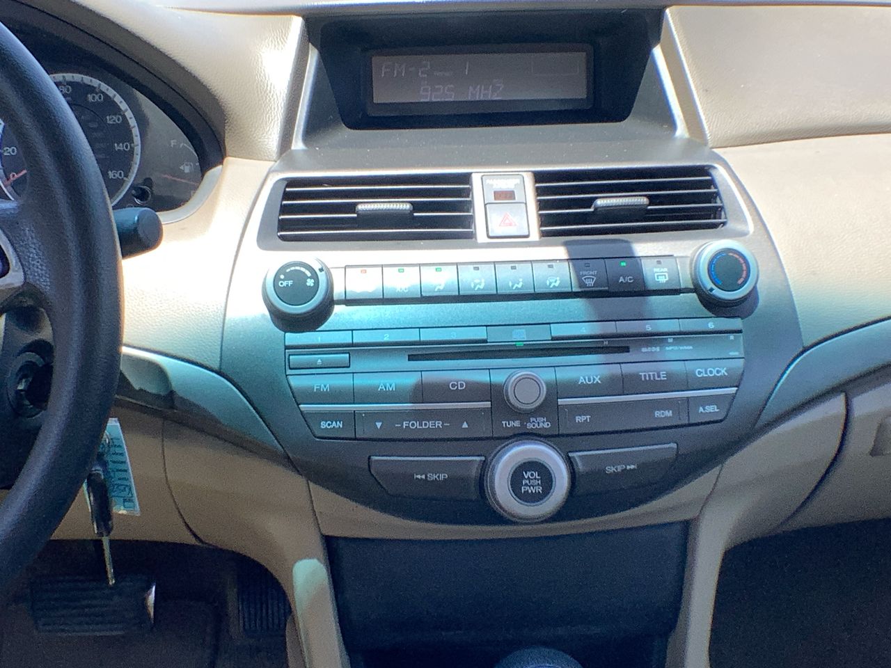 2010 Honda Accord LX Auto's photo
