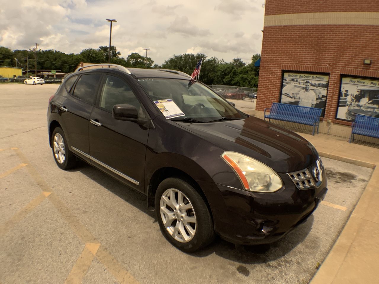 2011 Nissan Rogue SV AWD's photo