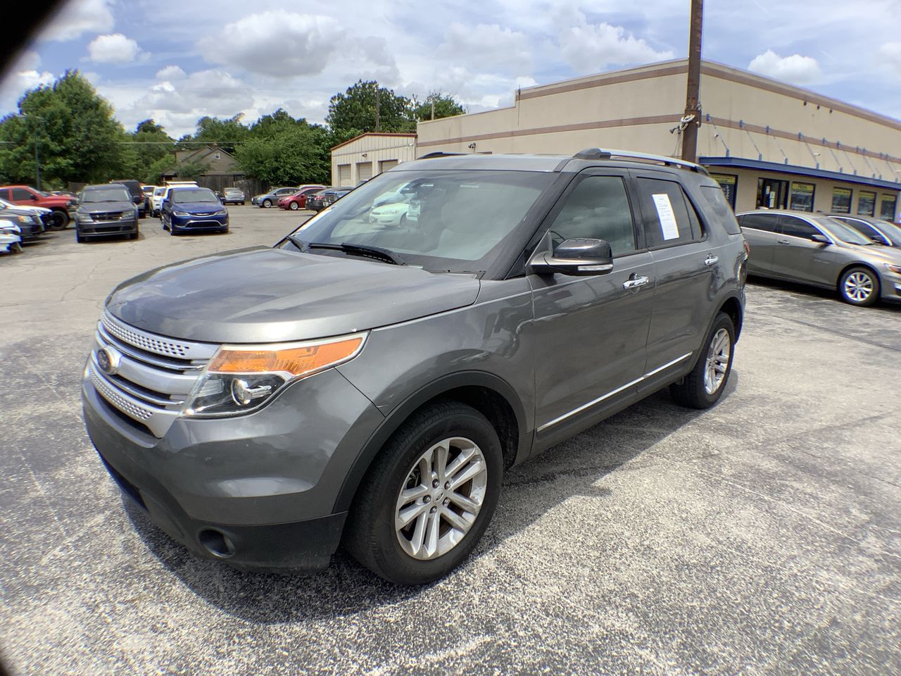 2014 Ford Explorer XLT 4x4's photo