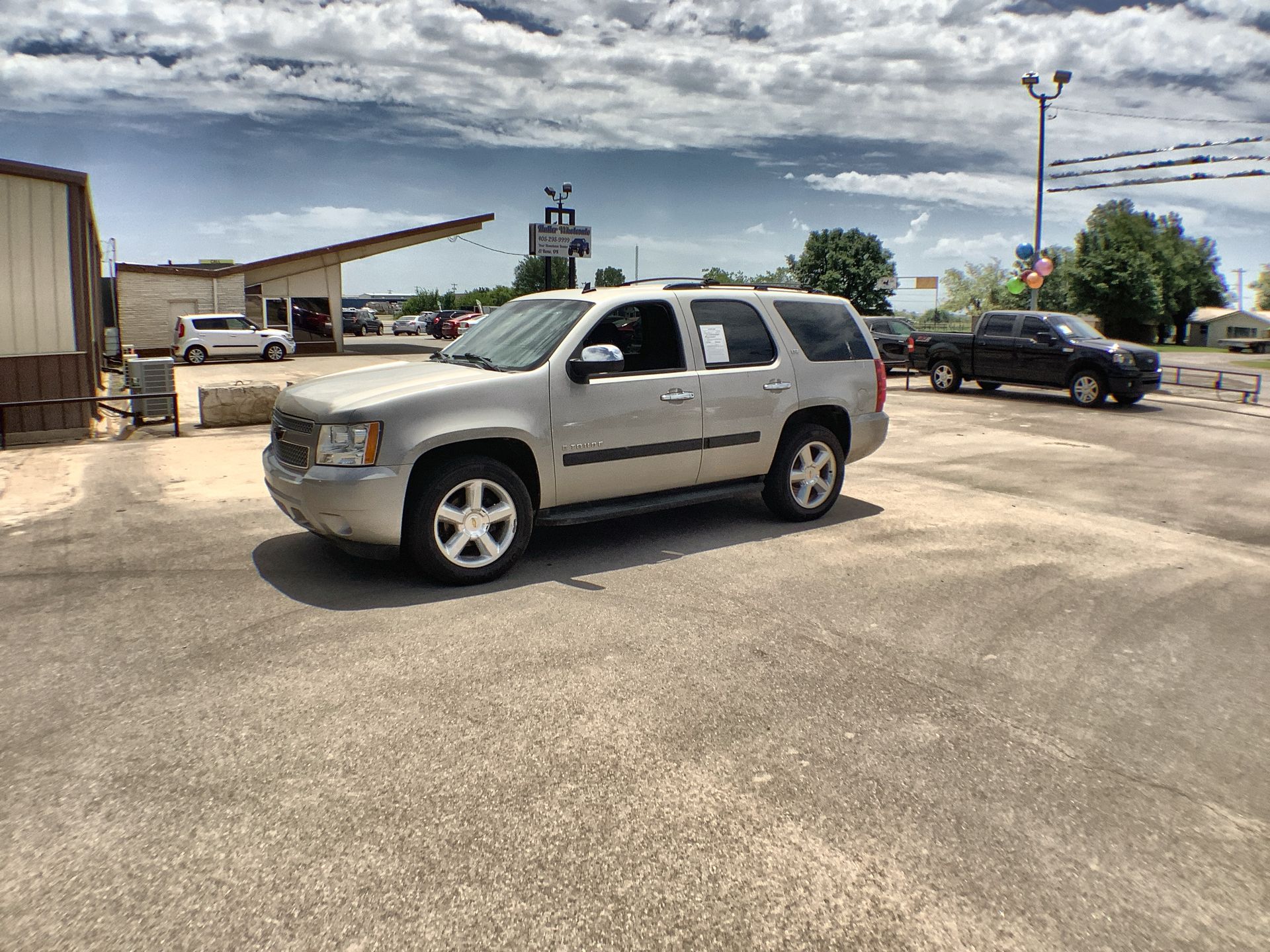 2007 Chevrolet Tahoe 4-Wheel Drive LS's photo